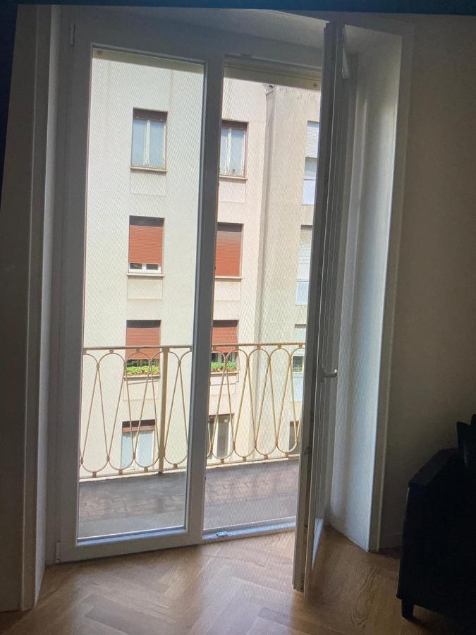 Milano: Incantevole Appartamento In Pieno Centro - Fancy Yellow Apartments Exterior photo